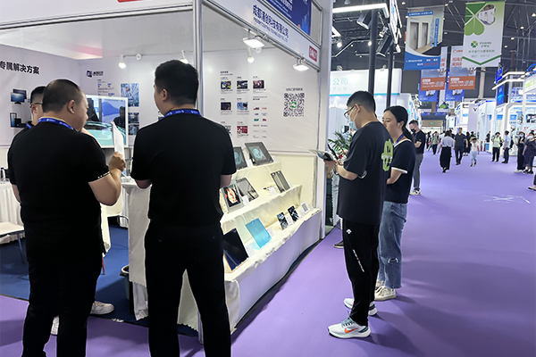Highlights Medical Touch Displays and OEM/ODM Solutions at the 24th CHCC-Monitors – Touch, Openframe, Industrial